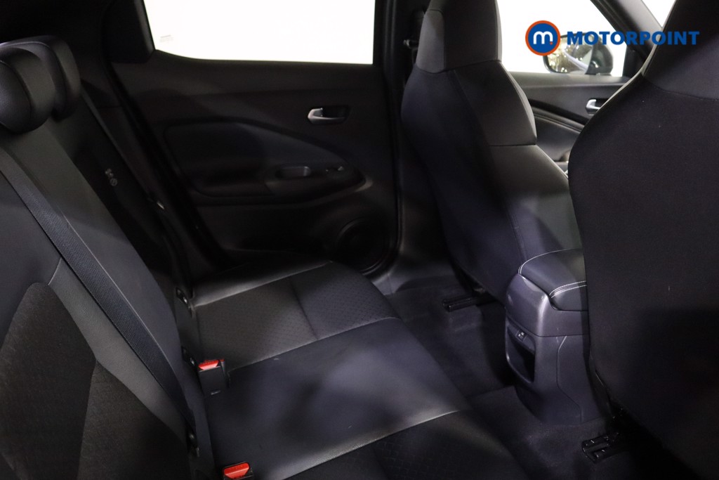 Nissan Juke N-Connecta Manual Petrol SUV - Stock Number (1606684) - 18th supplementary image
