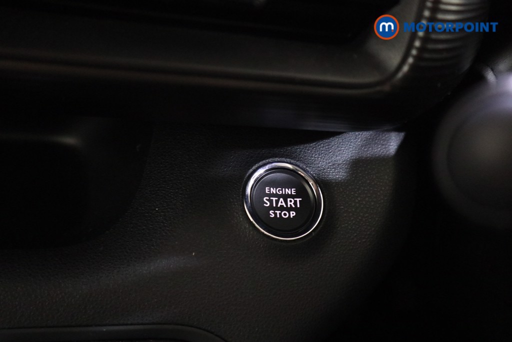 Jeep Avenger Altitude Manual Petrol SUV - Stock Number (1606700) - 7th supplementary image