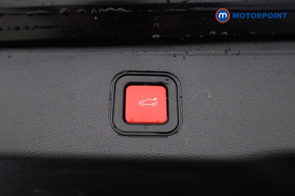 Jeep Avenger Altitude Manual Petrol SUV - Stock Number (1606700) - 19th supplementary image