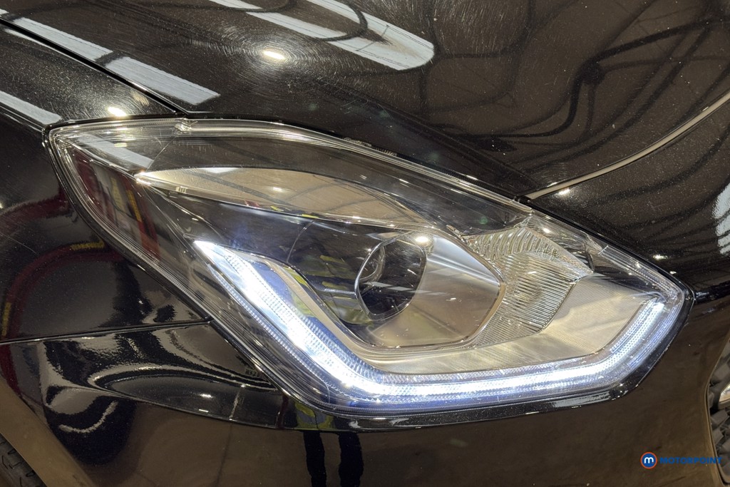 Suzuki Swift Sz-L Manual Petrol Hatchback - Stock Number (1606717) - 3rd supplementary image