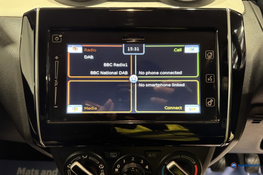 Suzuki Swift Sz-L Manual Petrol Hatchback - Stock Number (1606717) - 18th supplementary image