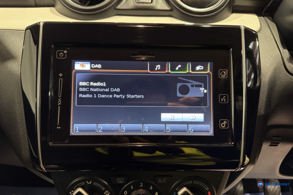 Suzuki Swift Sz-L Manual Petrol Hatchback - Stock Number (1606717) - 19th supplementary image