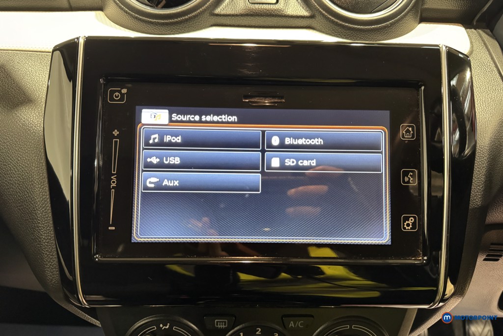 Suzuki Swift Sz-L Manual Petrol Hatchback - Stock Number (1606717) - 20th supplementary image