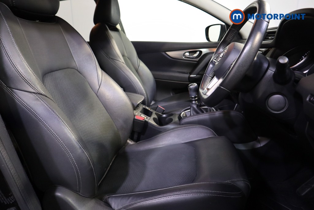 Nissan Qashqai Tekna Manual Petrol SUV - Stock Number (1606890) - 16th supplementary image
