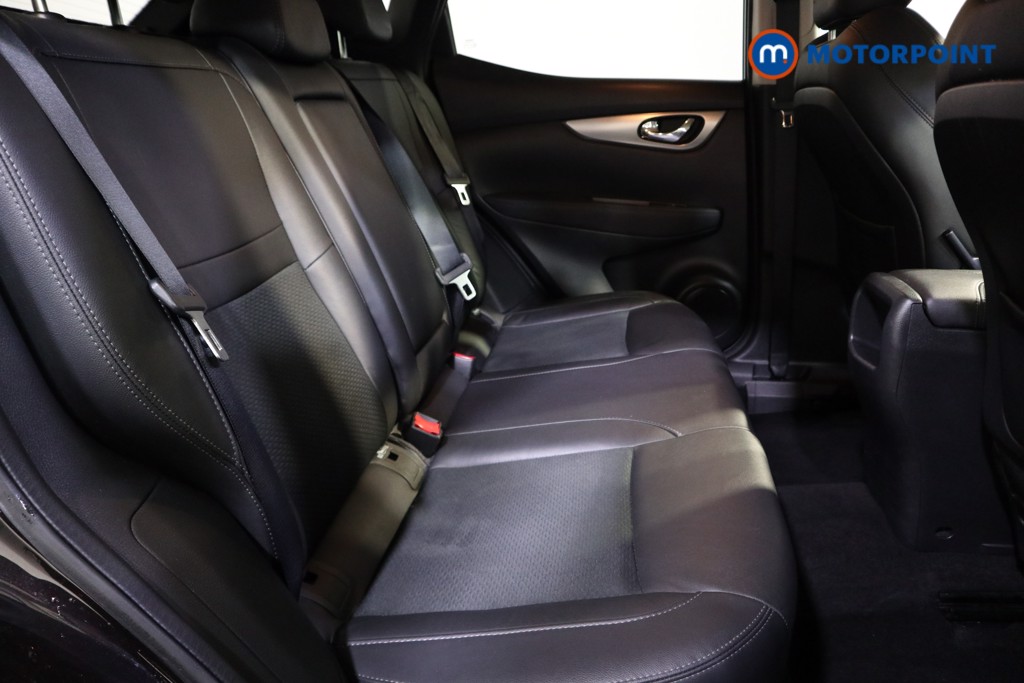 Nissan Qashqai Tekna Manual Petrol SUV - Stock Number (1606890) - 17th supplementary image