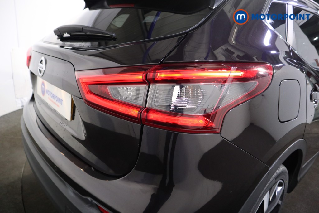 Nissan Qashqai Tekna Manual Petrol SUV - Stock Number (1606890) - 27th supplementary image