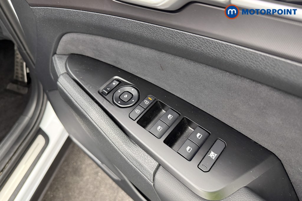 KIA Sportage Gt-Line Automatic Petrol-Electric Hybrid SUV - Stock Number (1606943) - 16th supplementary image