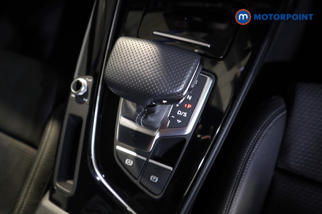 Audi A4 Black Edition Automatic Petrol Saloon - Stock Number (1606952) - 10th supplementary image