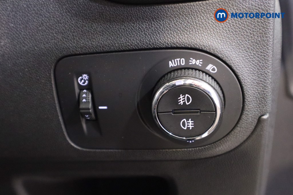 Vauxhall Crossland Ultimate Manual Petrol SUV - Stock Number (1607005) - 11th supplementary image