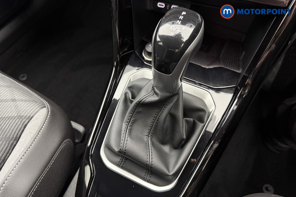 Volkswagen T-Roc Black Edition Automatic Petrol SUV - Stock Number (1607087) - 14th supplementary image