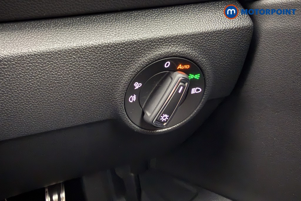 Volkswagen T-Roc Black Edition Automatic Petrol SUV - Stock Number (1607090) - 17th supplementary image