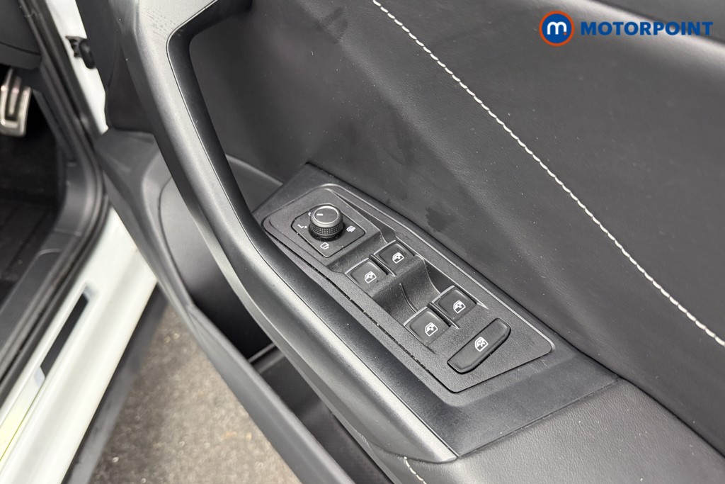 Volkswagen T-Roc Black Edition Automatic Petrol SUV - Stock Number (1607091) - 18th supplementary image