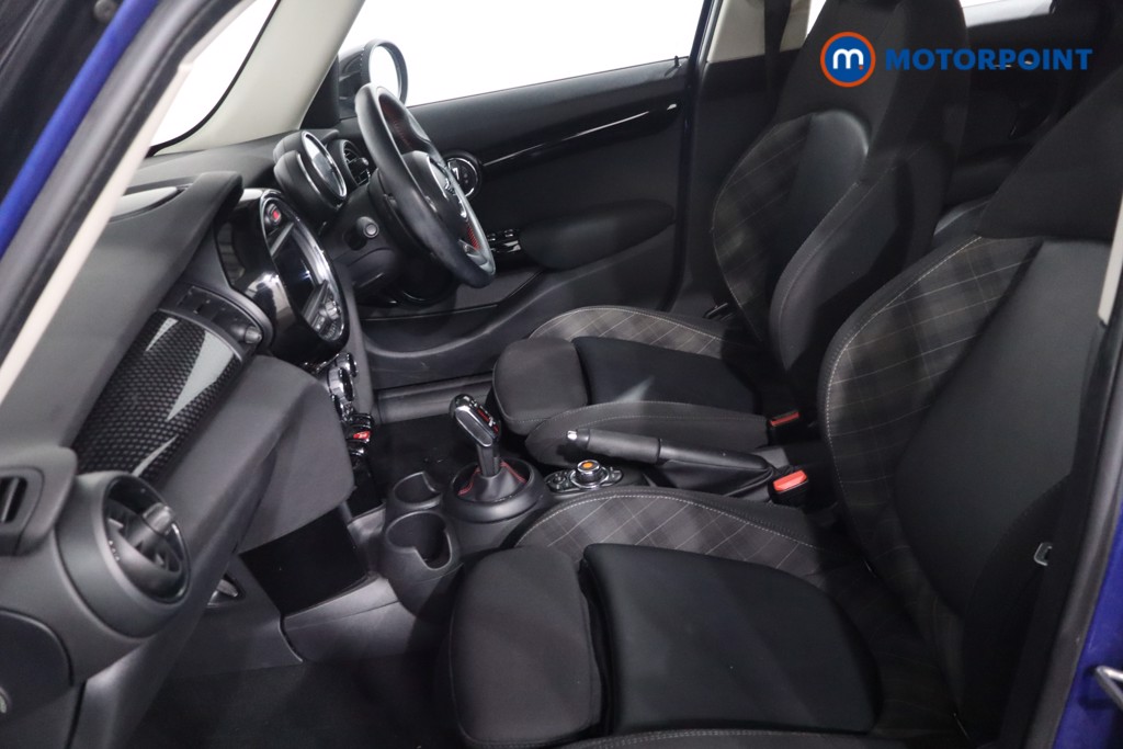 Mini Hatchback Cooper S Automatic Petrol Hatchback - Stock Number (1607197) - 4th supplementary image
