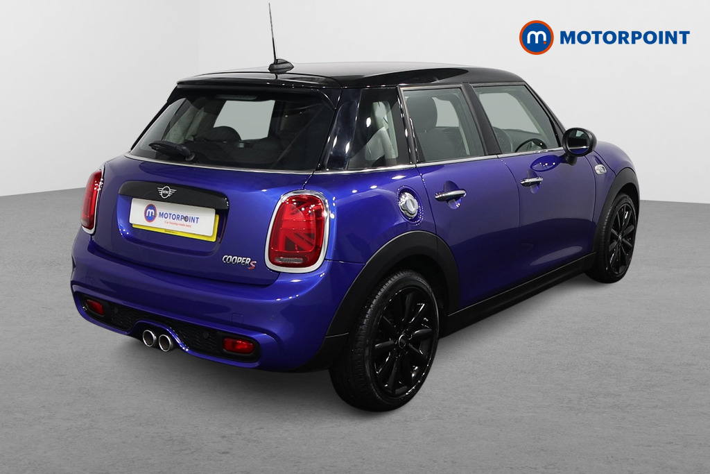 Mini Hatchback Cooper S Automatic Petrol Hatchback - Stock Number (1607197) - Drivers side rear corner