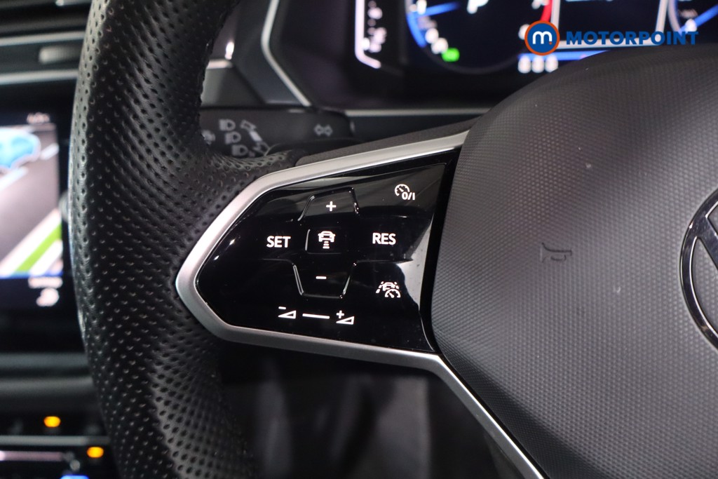 Volkswagen Tiguan R-Line Automatic Petrol SUV - Stock Number (1607221) - 7th supplementary image