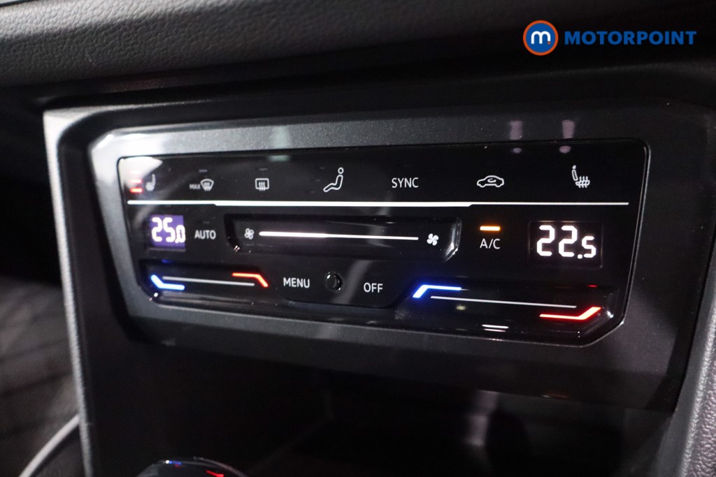 Volkswagen Tiguan R-Line Automatic Petrol SUV - Stock Number (1607221) - 19th supplementary image