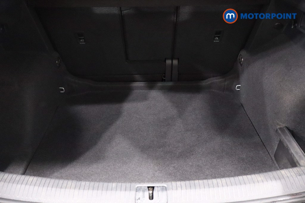 Volkswagen Tiguan R-Line Automatic Petrol SUV - Stock Number (1607221) - 43rd supplementary image