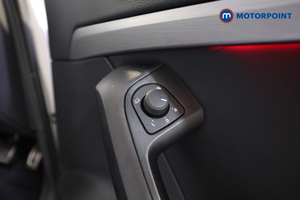 Seat Ateca FR Automatic Petrol SUV - Stock Number (1607228) - 13th supplementary image