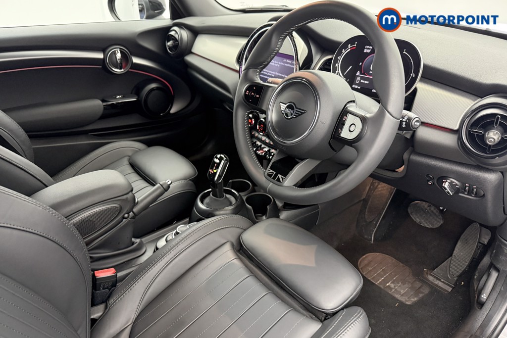 Mini Hatchback Cooper Exclusive Automatic Petrol Hatchback - Stock Number (1607331) - 4th supplementary image