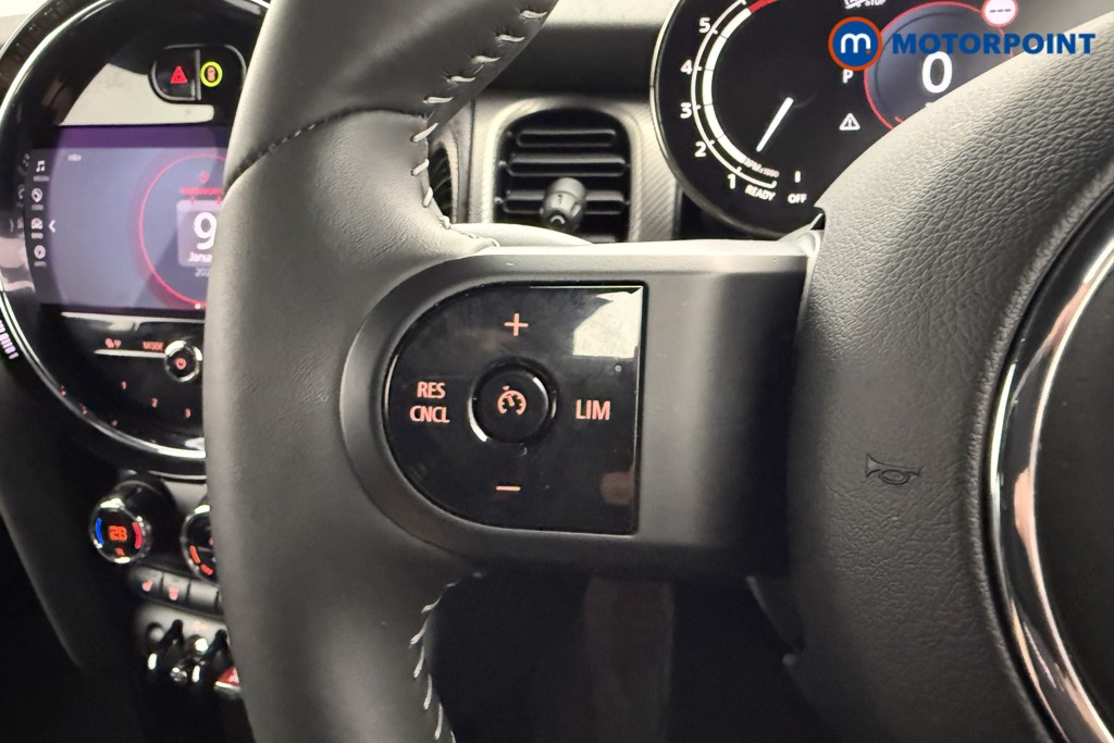 Mini Hatchback Cooper Exclusive Automatic Petrol Hatchback - Stock Number (1607331) - 13th supplementary image