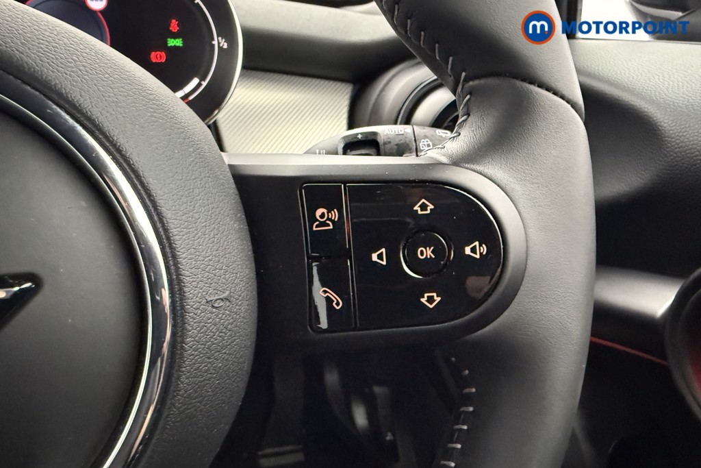 Mini Hatchback Cooper Exclusive Automatic Petrol Hatchback - Stock Number (1607331) - 14th supplementary image