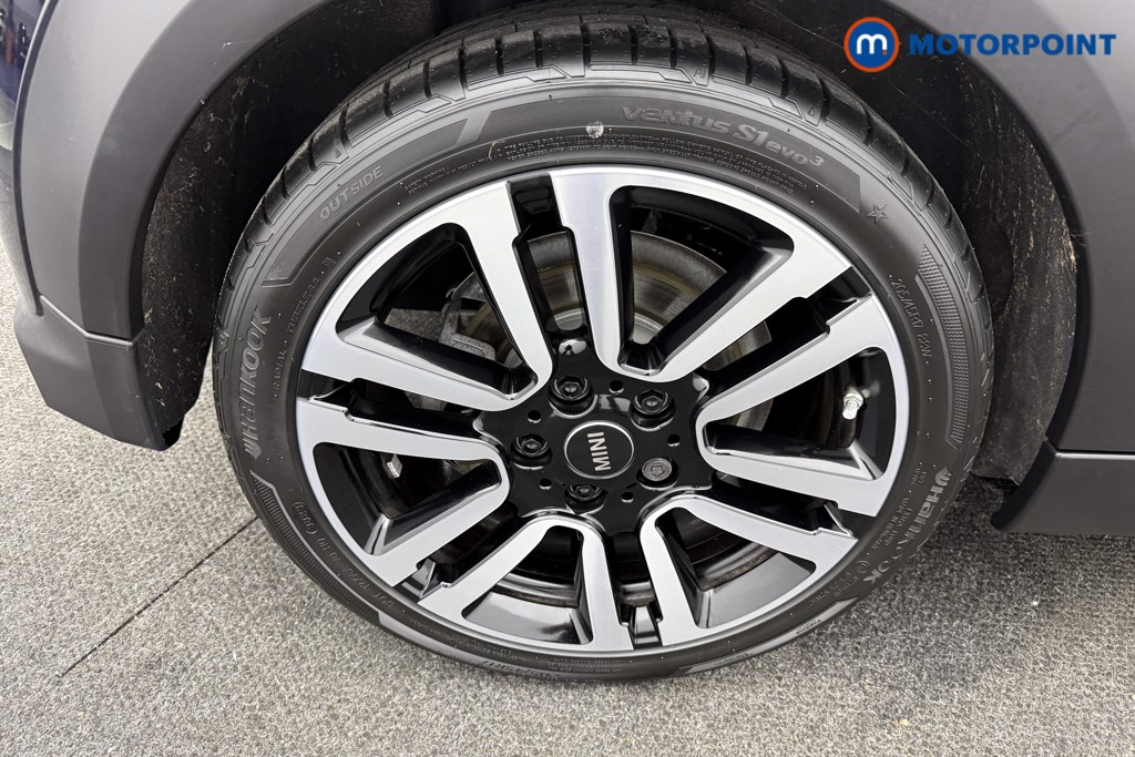 Mini Hatchback Cooper Exclusive Automatic Petrol Hatchback - Stock Number (1607331) - 23rd supplementary image