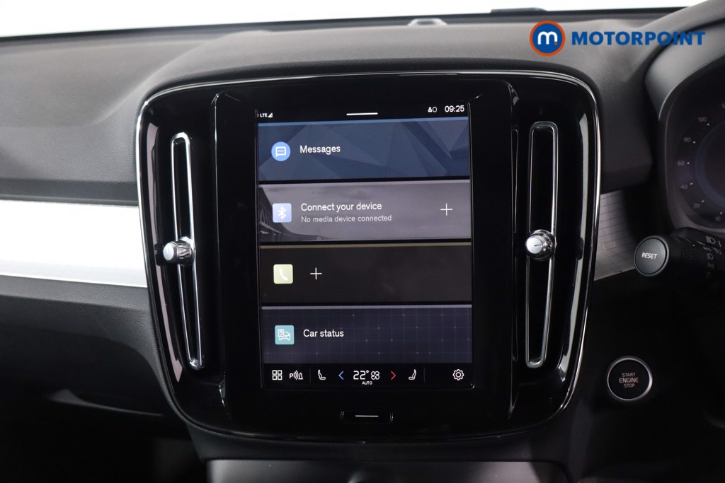 Volvo Xc40 Core Automatic Petrol SUV - Stock Number (1607457) - 2nd supplementary image