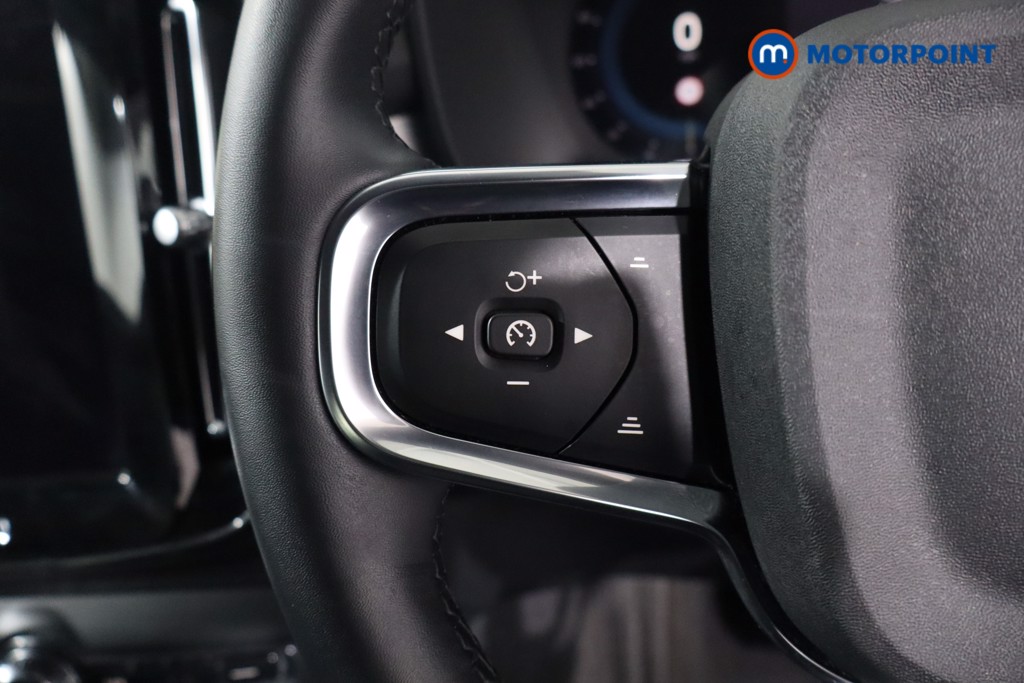 Volvo Xc40 Core Automatic Petrol SUV - Stock Number (1607457) - 7th supplementary image