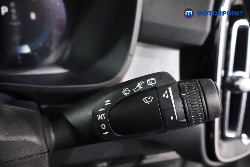 Volvo Xc40 Core Automatic Petrol SUV - Stock Number (1607457) - 15th supplementary image