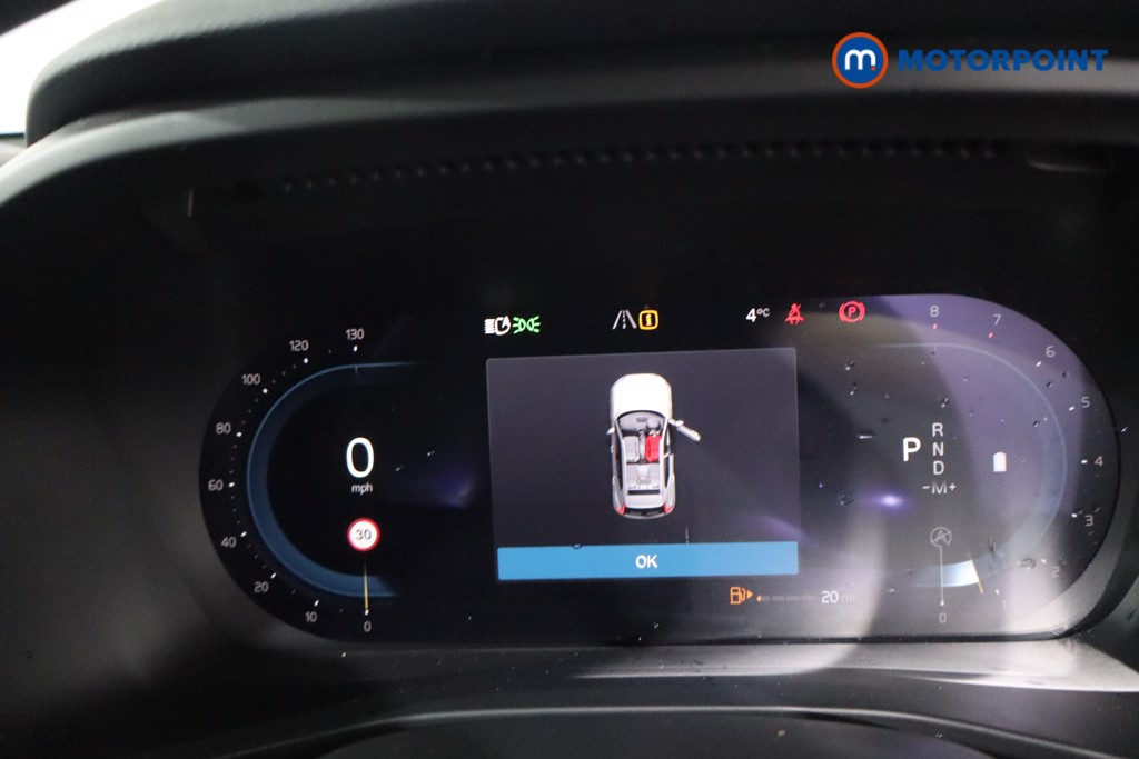 Volvo Xc40 Core Automatic Petrol SUV - Stock Number (1607457) - 16th supplementary image