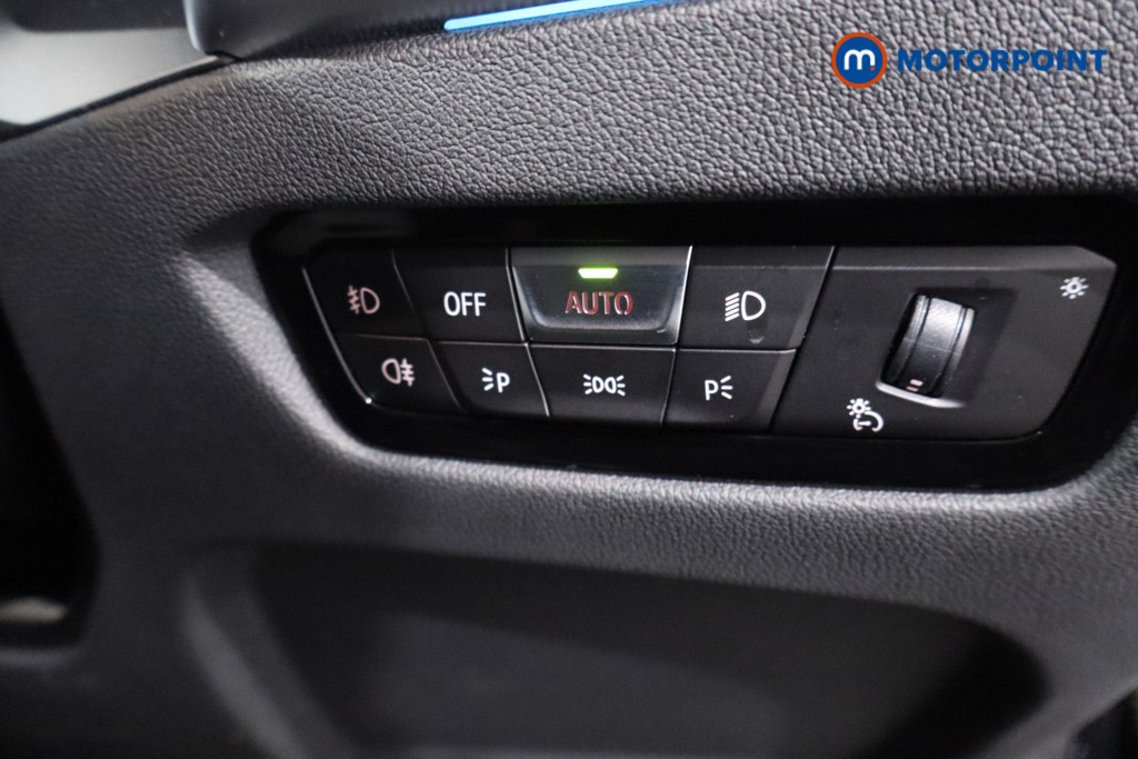 BMW 3 Series Sport Pro Automatic Petrol Plug-In Hybrid Estate - Stock Number (1607470) - 17th supplementary image