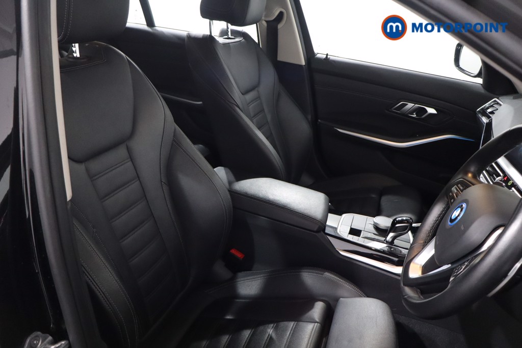 BMW 3 Series Sport Pro Automatic Petrol Plug-In Hybrid Estate - Stock Number (1607470) - 22nd supplementary image