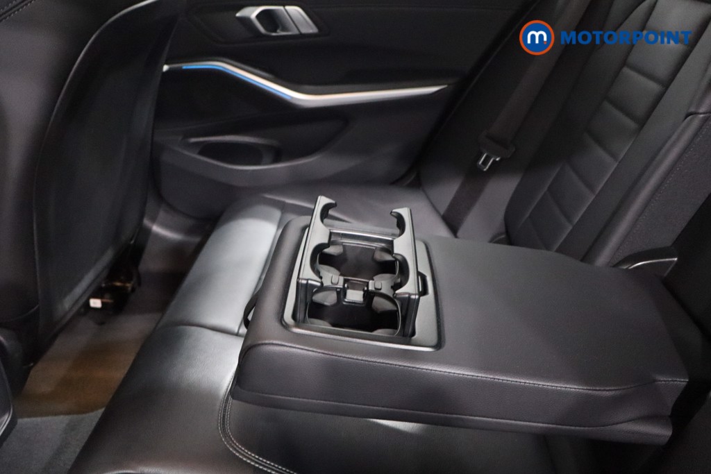 BMW 3 Series Sport Pro Automatic Petrol Plug-In Hybrid Estate - Stock Number (1607470) - 26th supplementary image