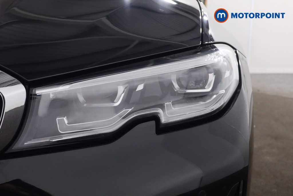 BMW 3 Series Sport Pro Automatic Petrol Plug-In Hybrid Estate - Stock Number (1607470) - 30th supplementary image