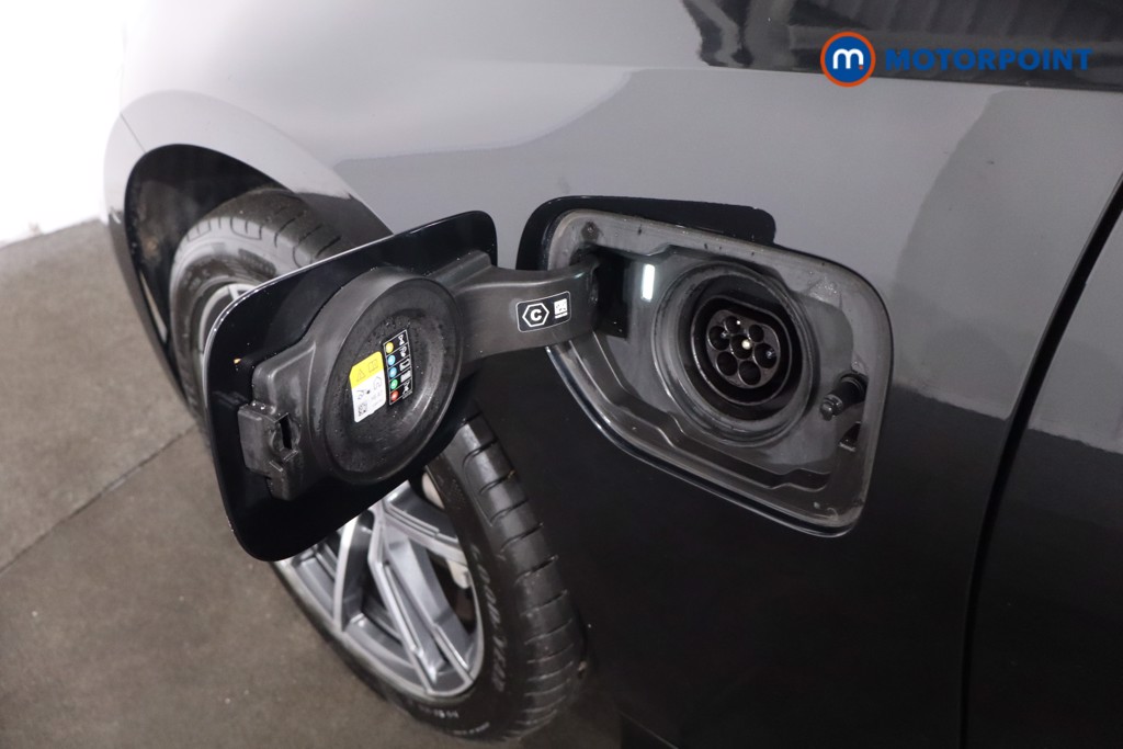 BMW 3 Series Sport Pro Automatic Petrol Plug-In Hybrid Estate - Stock Number (1607470) - 33rd supplementary image