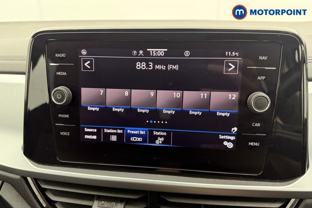 Volkswagen T-Roc Life Automatic Petrol SUV - Stock Number (1607490) - 6th supplementary image