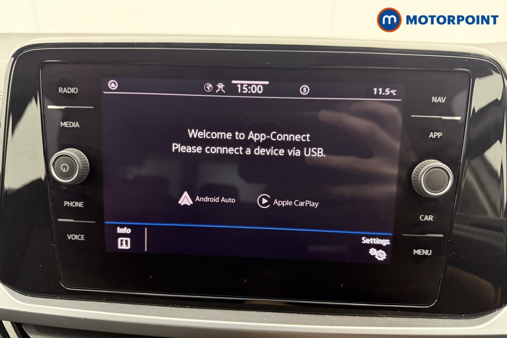 Volkswagen T-Roc Life Automatic Petrol SUV - Stock Number (1607490) - 9th supplementary image