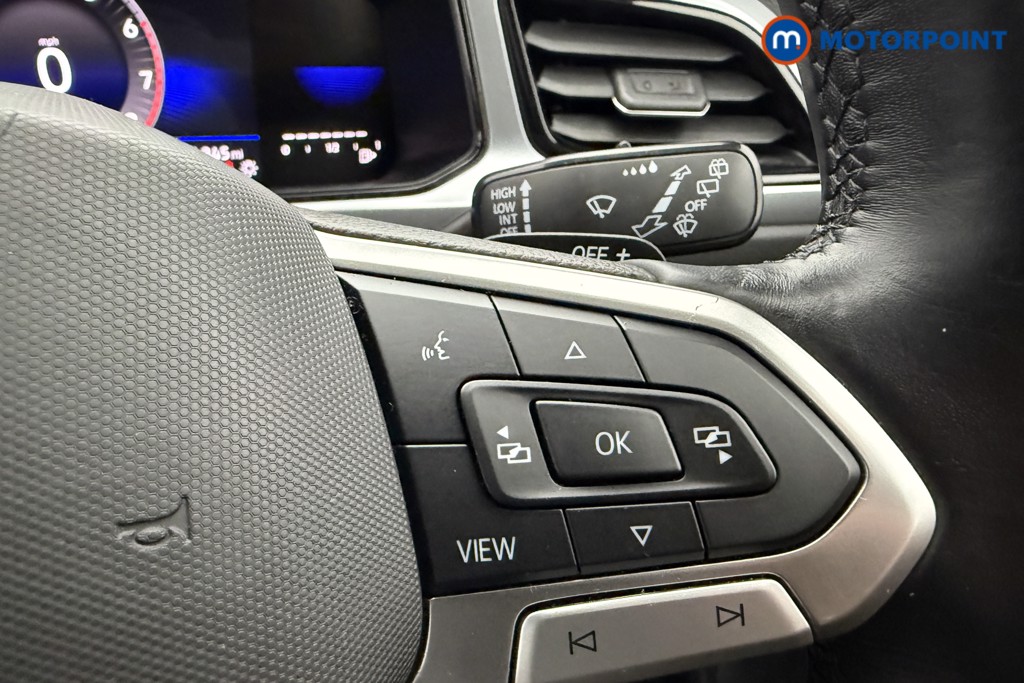 Volkswagen T-Roc Life Automatic Petrol SUV - Stock Number (1607490) - 15th supplementary image