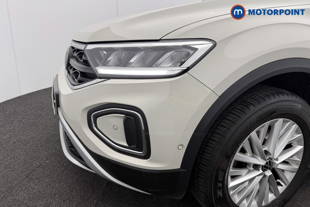 Volkswagen T-Roc Life Automatic Petrol SUV - Stock Number (1607490) - 25th supplementary image