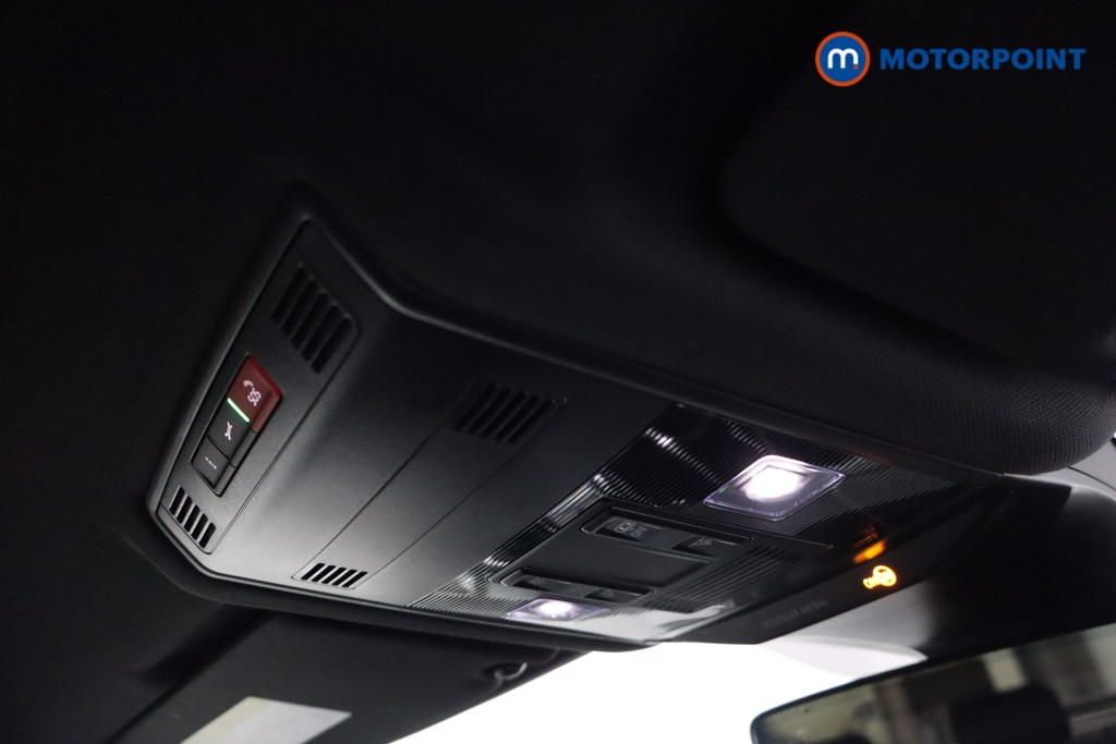 Volkswagen T-Roc R-Line Automatic Petrol SUV - Stock Number (1607623) - 19th supplementary image