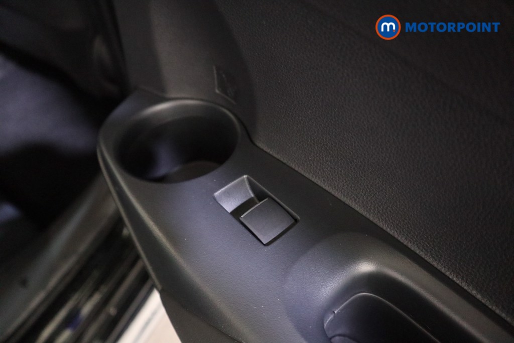 Toyota Corolla Gr Sport Automatic Petrol-Electric Hybrid Hatchback - Stock Number (1607700) - 17th supplementary image