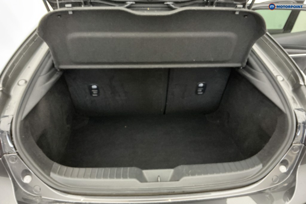 Mazda 3 Takumi Manual Petrol Hatchback - Stock Number (1599515) - 4th supplementary image