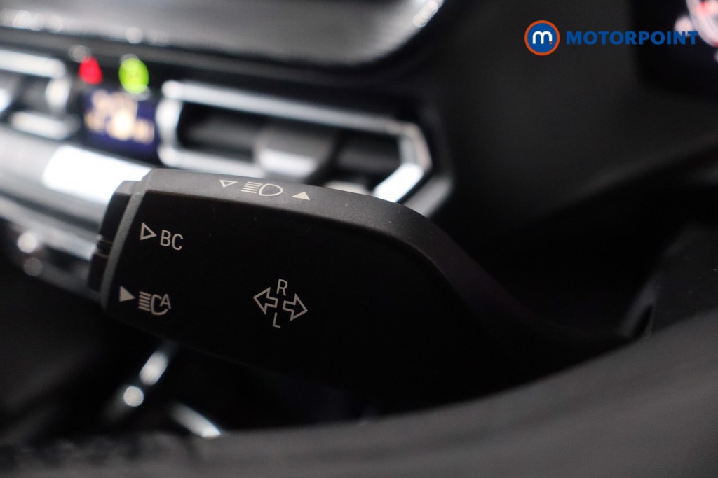 BMW 2 Series Sport Manual Petrol Saloon - Stock Number (1601203) - 14th supplementary image