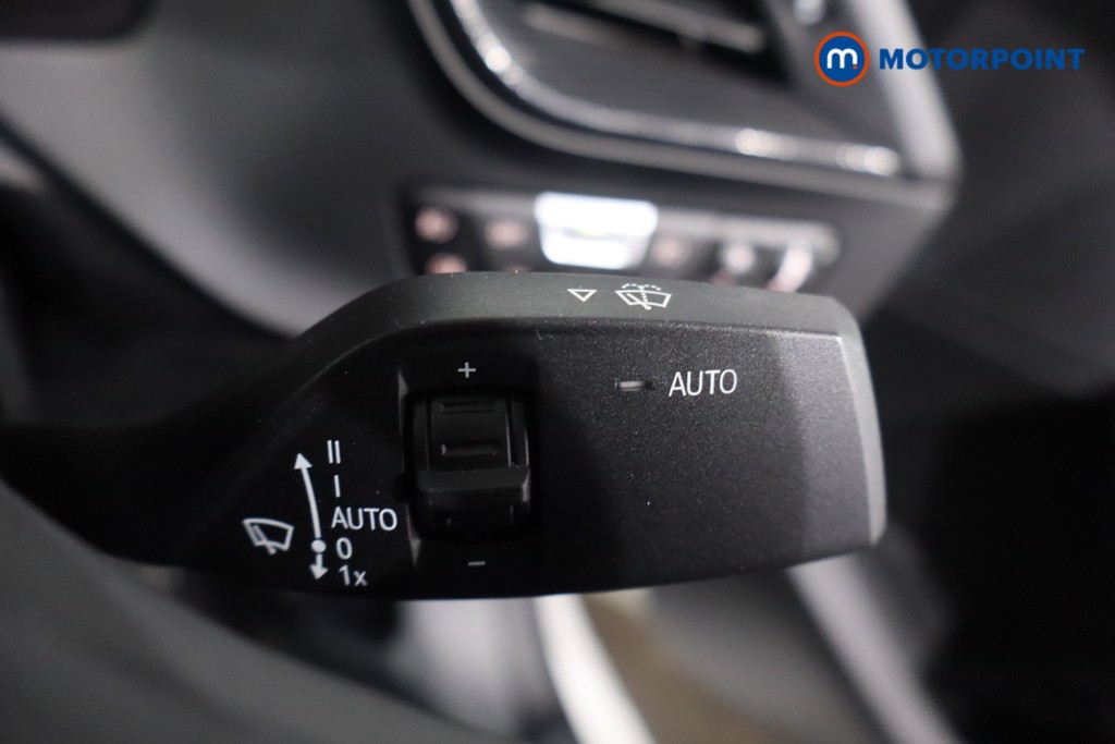 BMW 2 Series Sport Manual Petrol Saloon - Stock Number (1601203) - 15th supplementary image