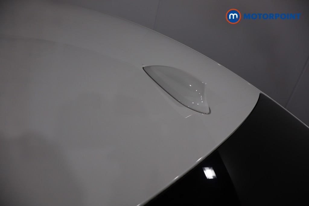 BMW 2 Series Sport Manual Petrol Saloon - Stock Number (1601203) - 32nd supplementary image