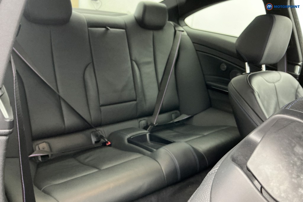BMW 4 Series M Sport Automatic Diesel Coupe - Stock Number (1603700) - 5th supplementary image
