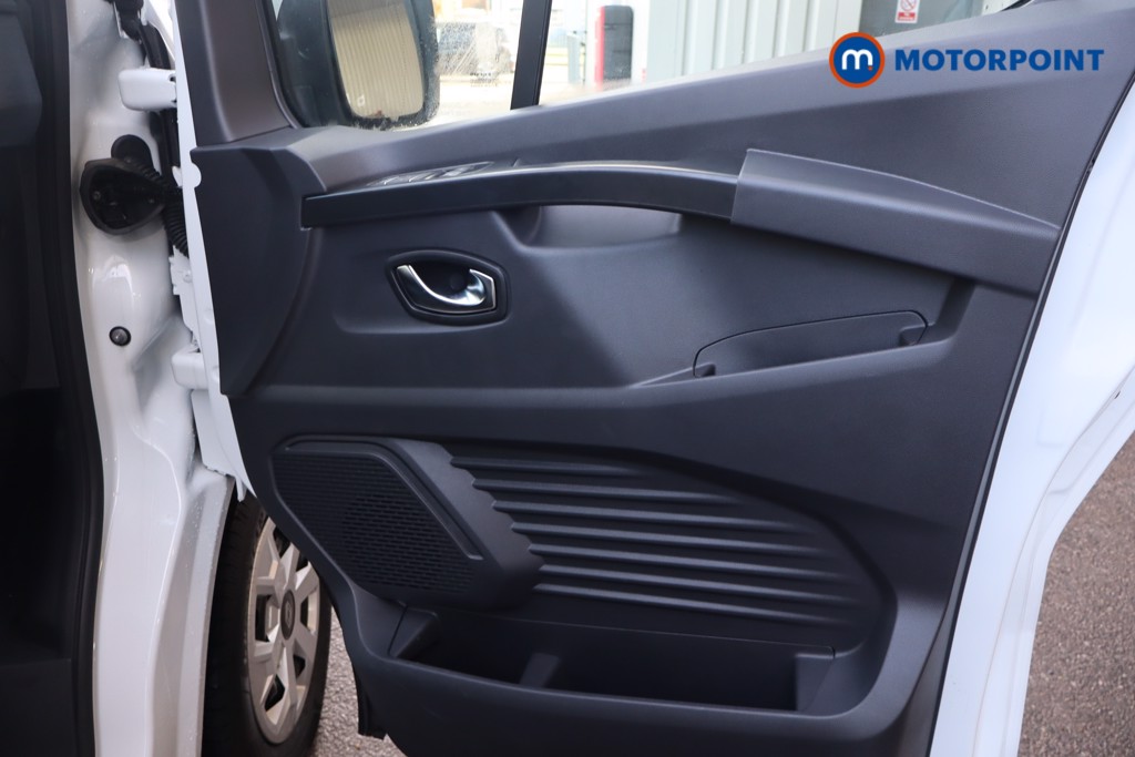Renault Trafic Advance Automatic Electric Panel Van - Stock Number (1603969) - 24th supplementary image