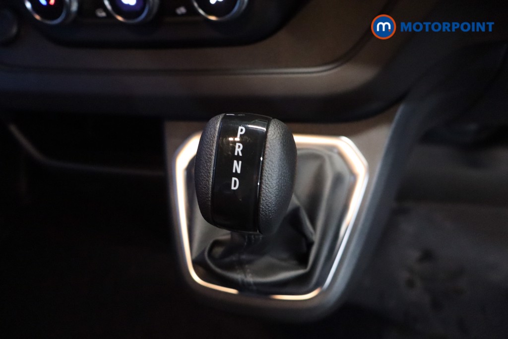 Renault Trafic Advance Automatic Electric Panel Van - Stock Number (1604229) - 15th supplementary image