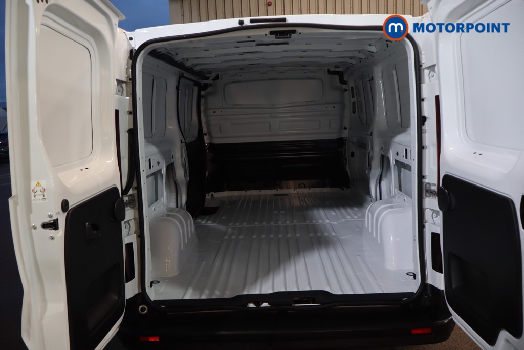 Renault Trafic Advance Automatic Electric Panel Van - Stock Number (1604229) - 29th supplementary image