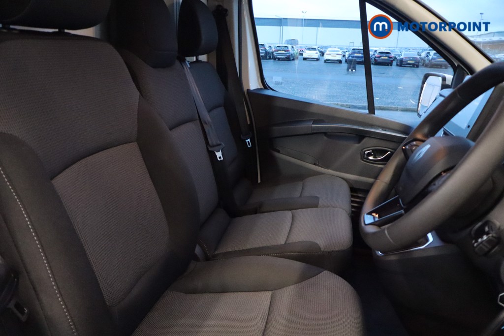 Renault Trafic Advance Automatic Electric Panel Van - Stock Number (1604317) - 18th supplementary image